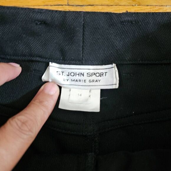 St John Sport by Marie Gray Black Pants Size 14 - Picture 9 of 10